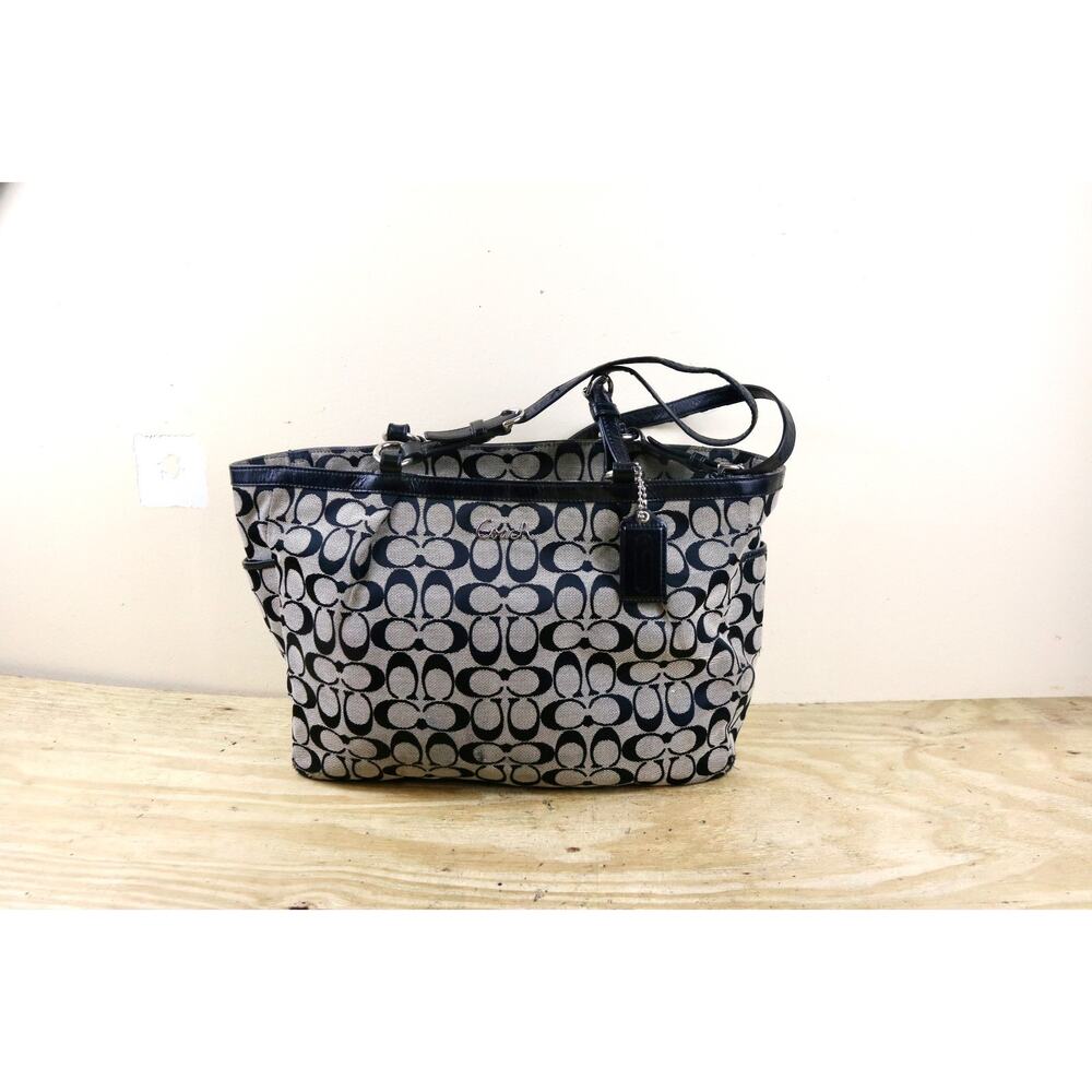 Coach Handbags Womens Signature Tote Black Off White Shoulder Bag F17725